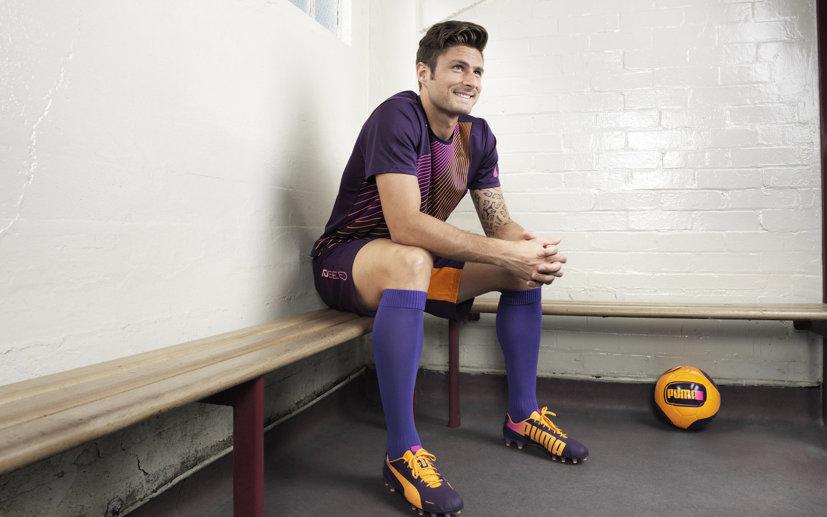 九游sports-皇家社会中场核心领衔，球队稳定发挥，皇家社会队效力过的球员