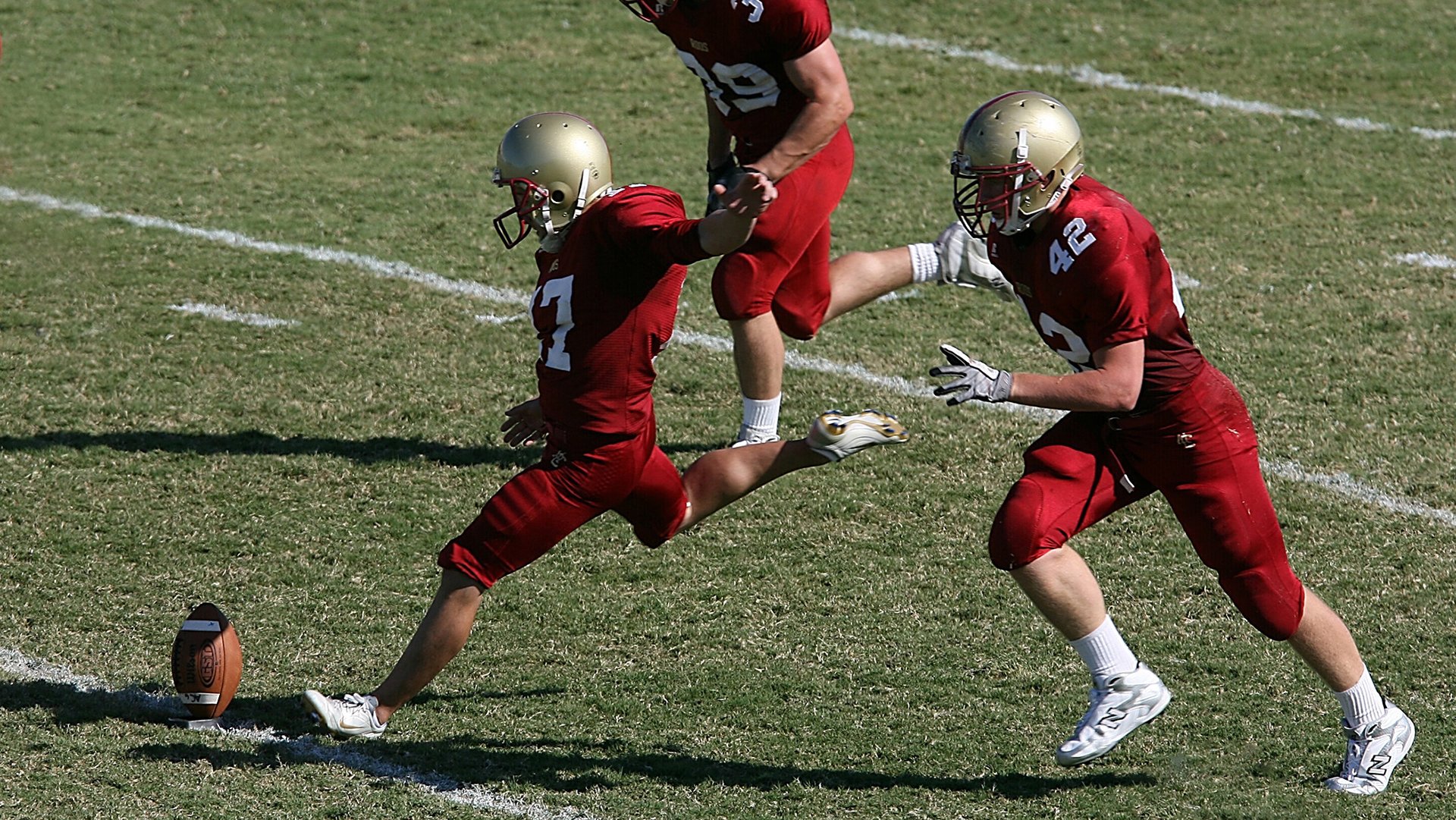 九游体育官网入口-奥预赛中国足球爆冷 球迷反思技术短板，足球爆冷分析